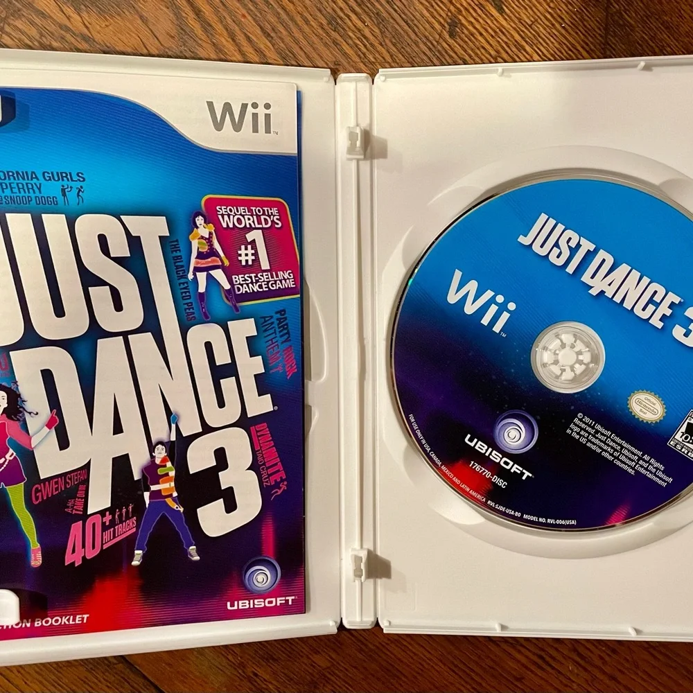 Lot Wii Just Dance 3, Glee Karaoke Revolution, Dance Revolution Hottest Party 2